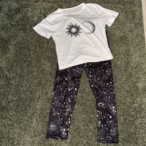 Space sun and moon pajama set brand new, never worn